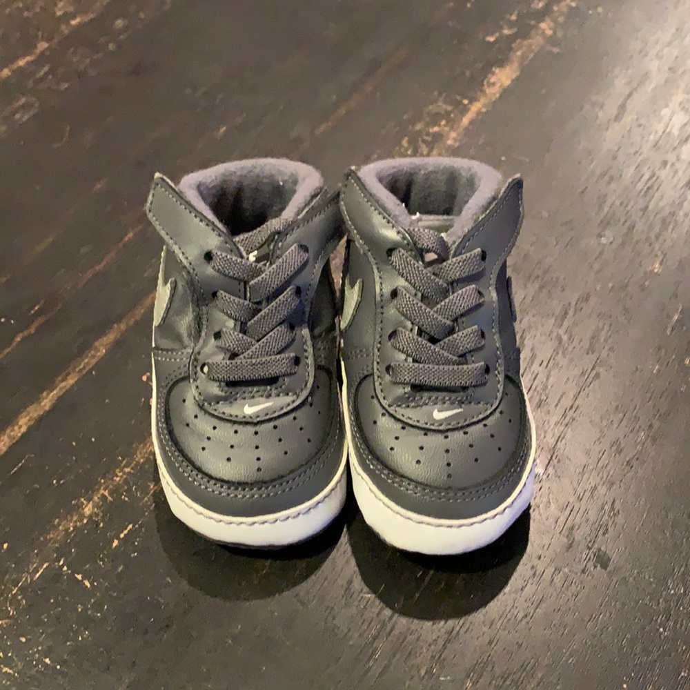 Nike infant sneakers size 3
